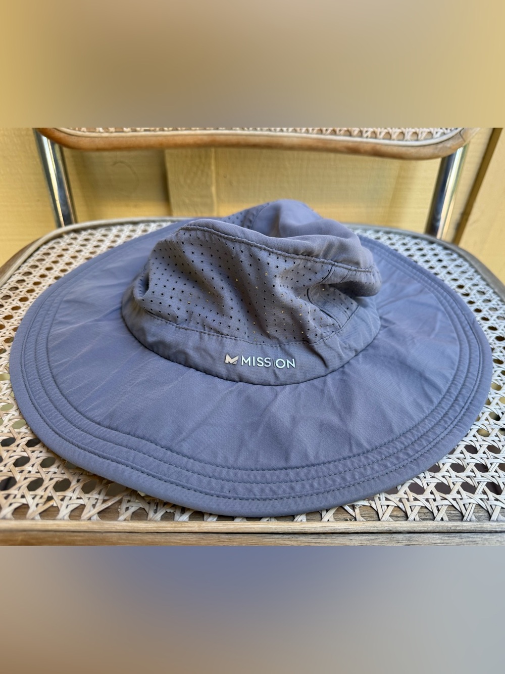 MISSION Cooling Bucket Hat Gray Wide Brim UPF 50 Sun Hat